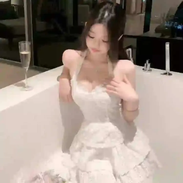 【温馨家族】《海街日记》是枝裕和唯美治愈神作：四姐妹在镰仓老宅的缓慢生活，长泽雅美绫濑遥绝美同框